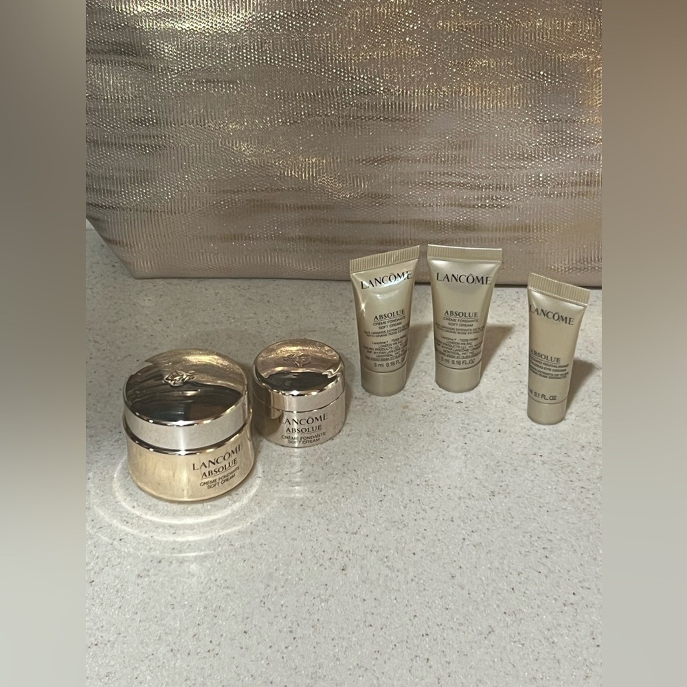Lancôme Absolue Soft Cream Bundle w/Oversized Cosmetic Bag. ALL NEW